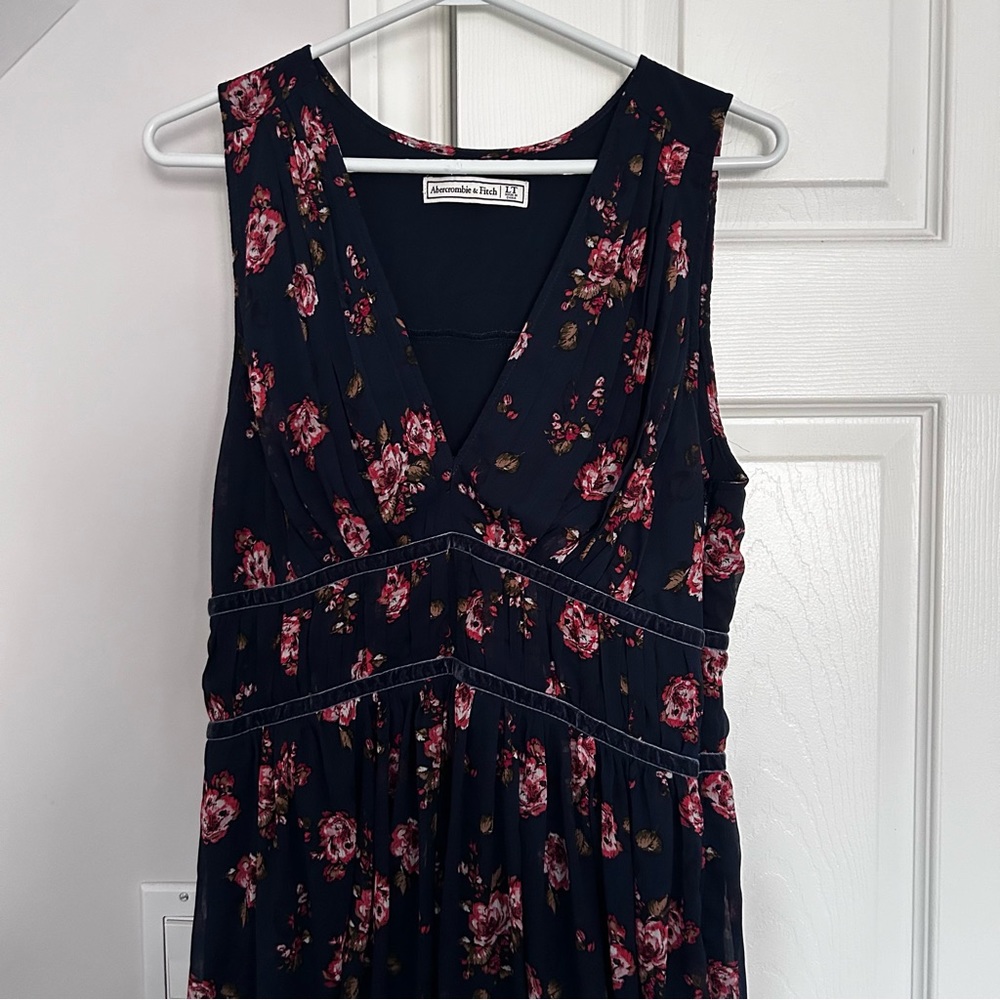 Abercrombie & Fitch Sleeveless Floral Dress Navy with Velvet Ribbon Size L